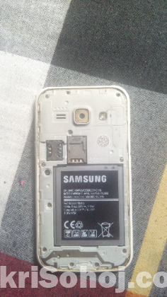 Samsung galaxy j1